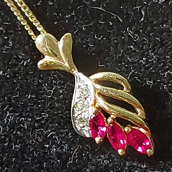 Pink Ruby & Diamond Jewelry in 10 Karat Yellow Gold Settings (Cancer Sign Gem) - Picture 3 of 16